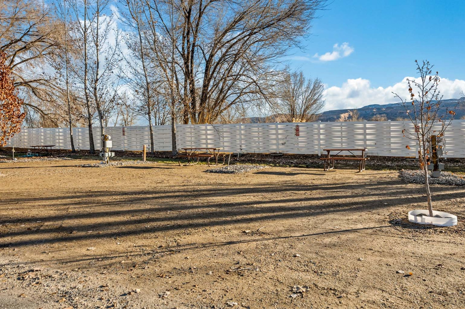 60998259-ad49-4618-ac1a-5406ec5b90ec-xxLarge