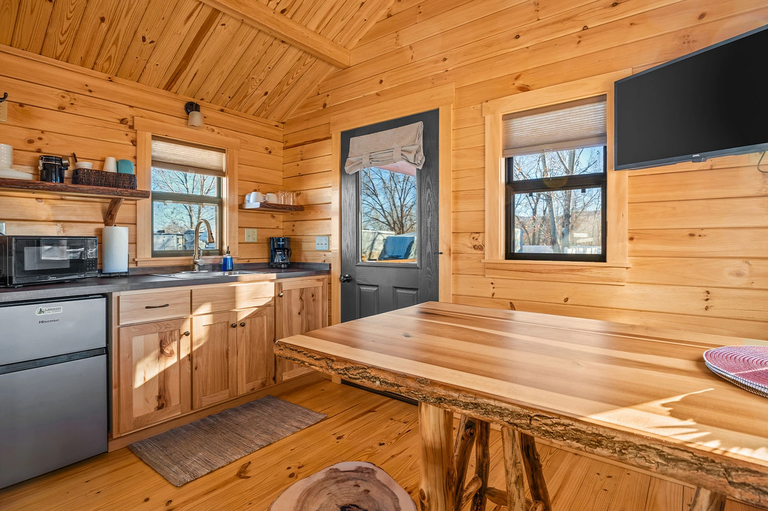 aa0a617e-82c6-4613-b9db-48de7a4cb7a7-xxLarge